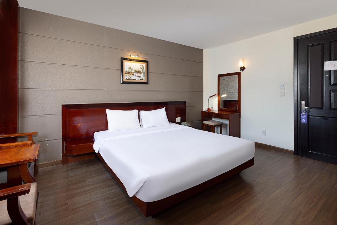 Centersea Hotel Nha Trang Buitenkant foto